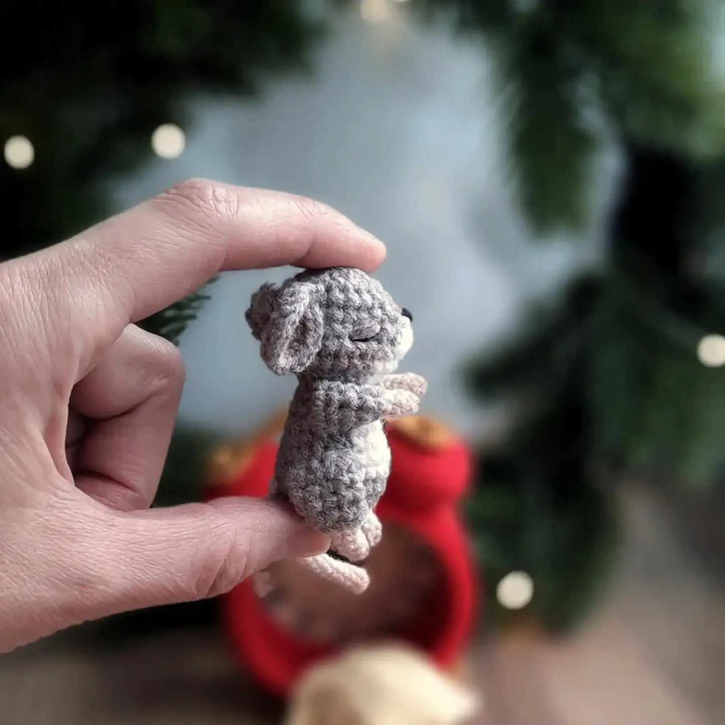 Mouse in the Clock – Christmas Amigurumi Crochet Pattern (PDF)